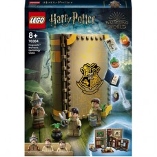 Конструктор LEGO Harry Potter Учеба в Хогвартсе: Урок травологии (76384) Конструктор LEGO Harry Potter Учеба в Хогвартсе: Урок травологии (76384)