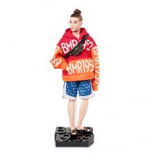 Коллекционная кукла Barbie BMR 1959 Кен в худи (GHT93) Коллекционная кукла Barbie BMR 1959 Кен в худи (GHT93)