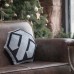 Подушка Wargaming World of tanks Логотип серо-черный (WG043334) Подушка Wargaming World of tanks Логотип серо-черный (WG043334)